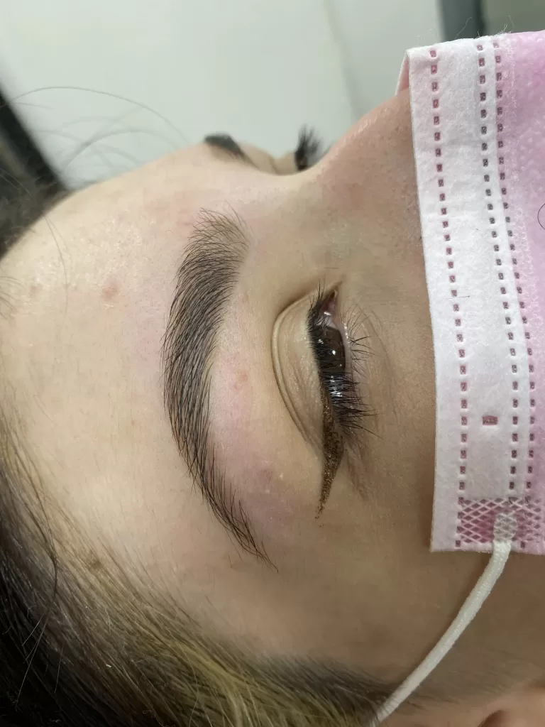 Design de Sobrancelhas010